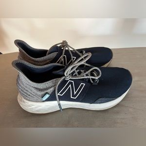 New Balance ROAV Size 10.5 men’s